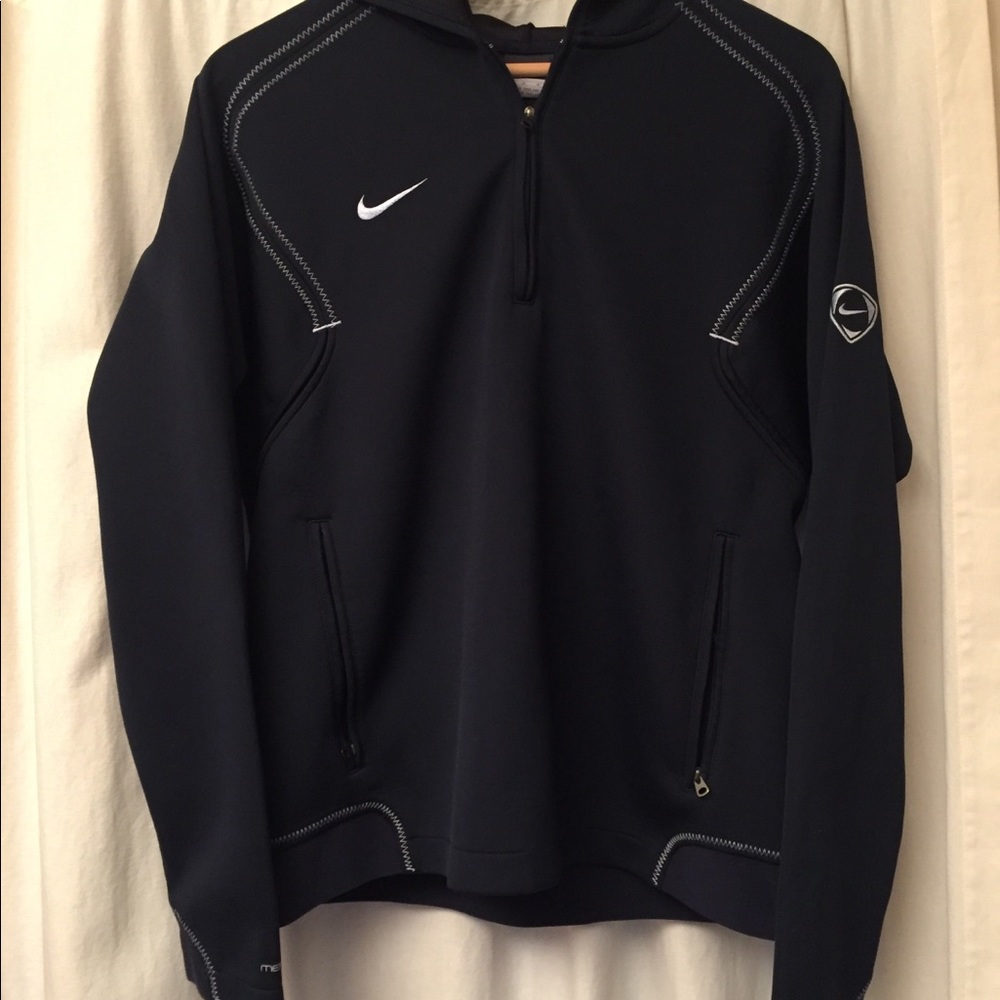 Nike warmup sweat wicking, hood, zip side pockets